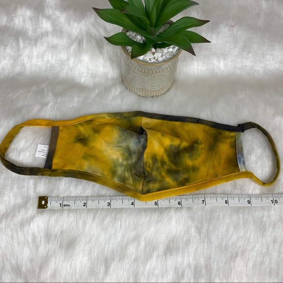 Tie dye Print Face Mask - Picture 3 of 5